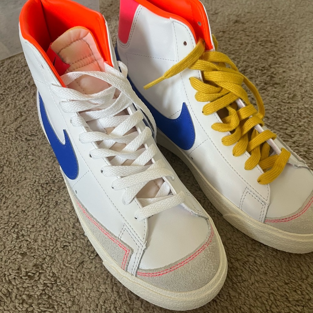 Womens Nike Blazer Mids